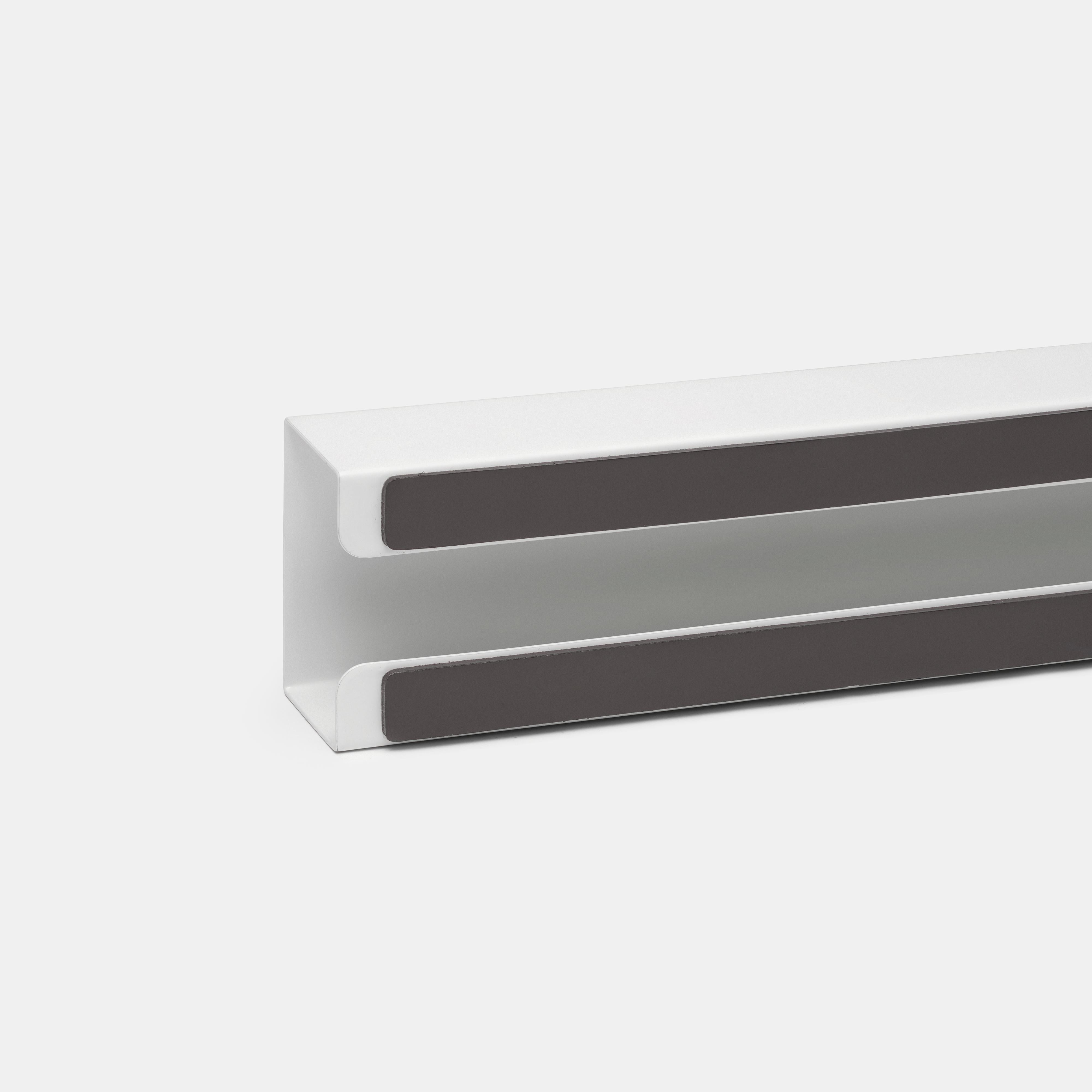 Khay đi dây nam châm HyperWork - CM02